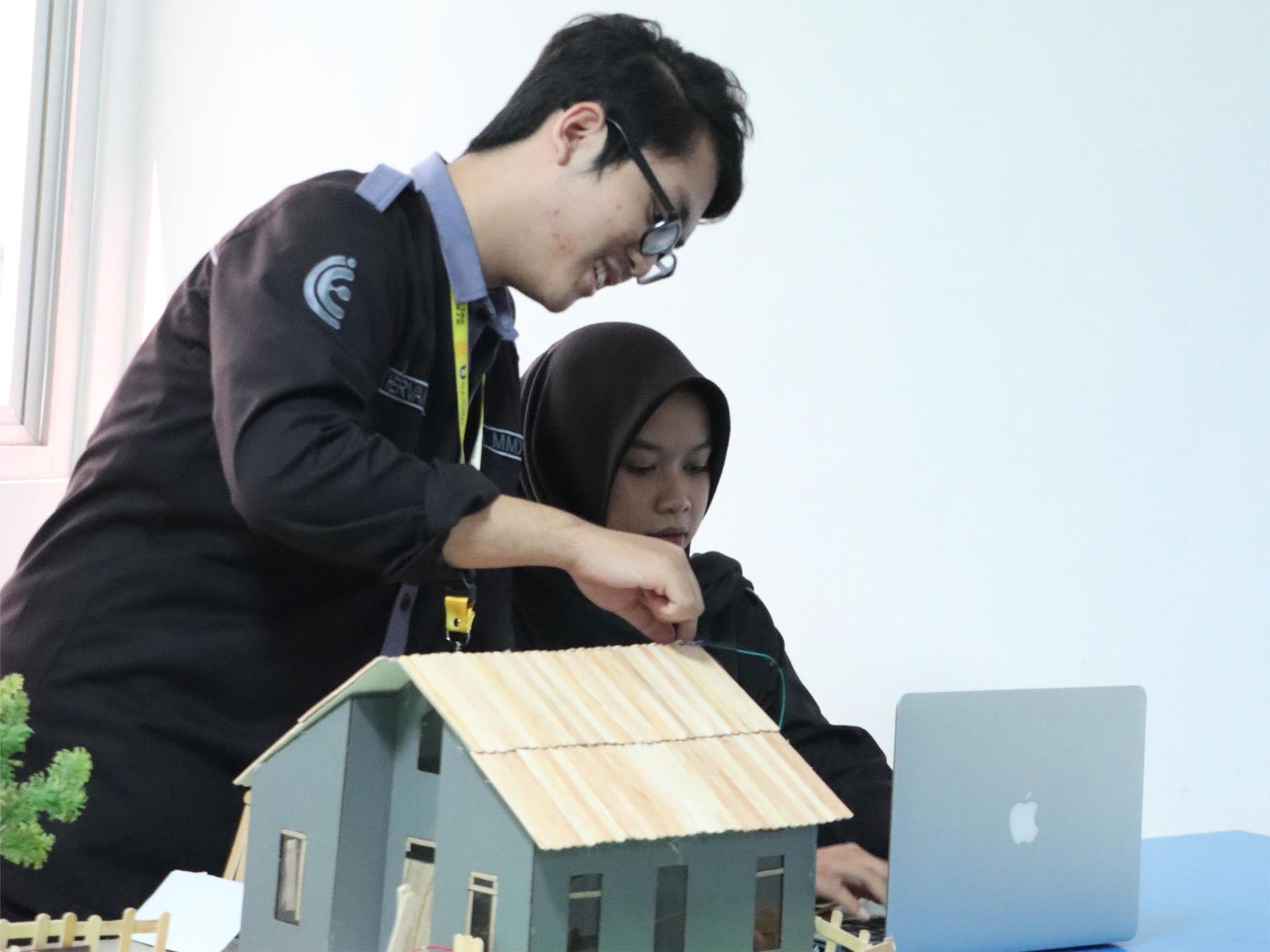 teknik_industri_s1_image teknik_industri_s1_image