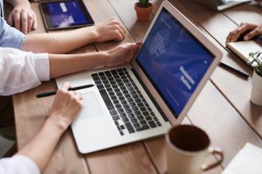 Tips Sukses Tryout BUMN: Manajemen Waktu Efektif Saat Mengerjakan Soal