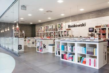 sosmed advertising toko buku